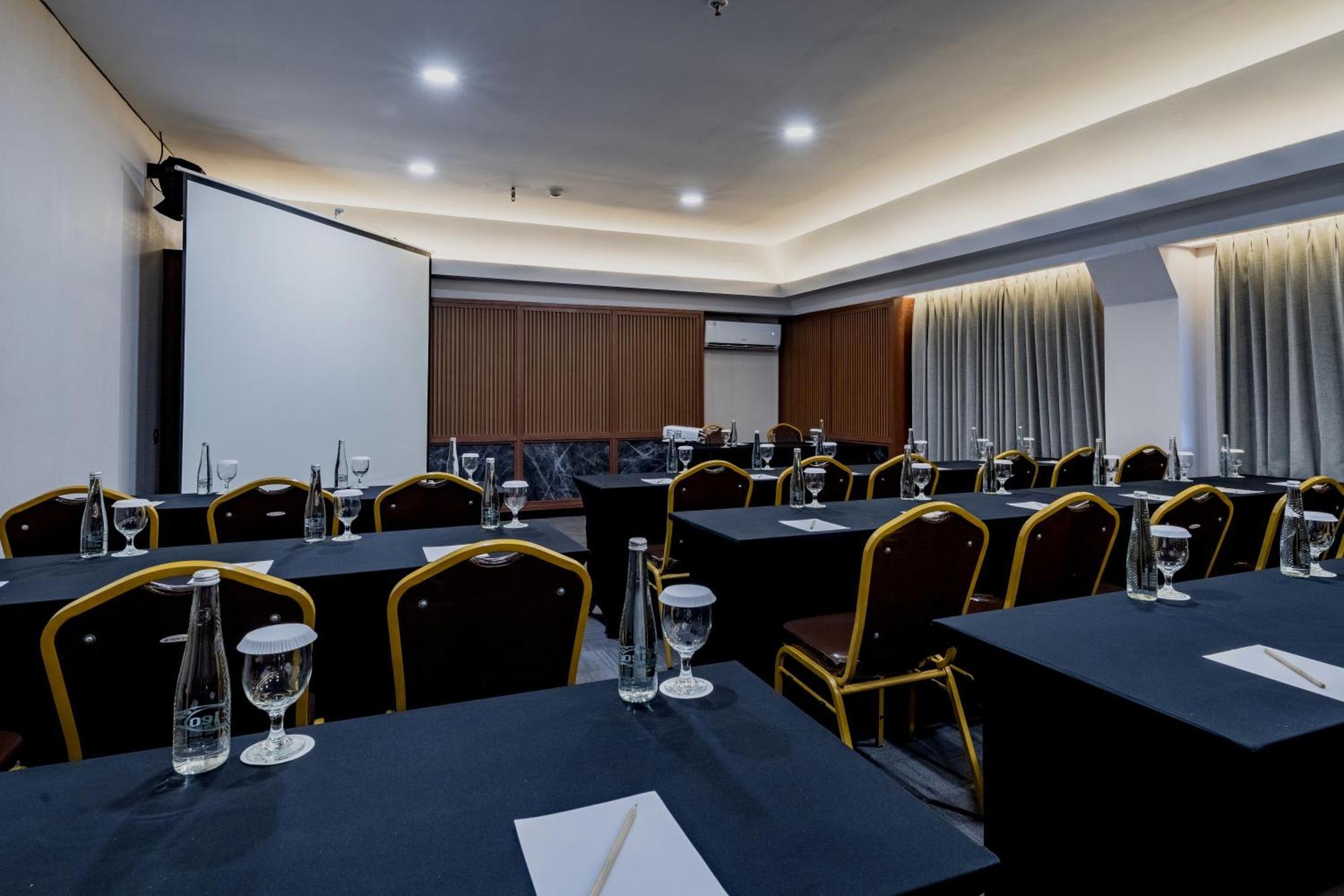 Tusita Boutique Hotel Кута Екстер'єр фото